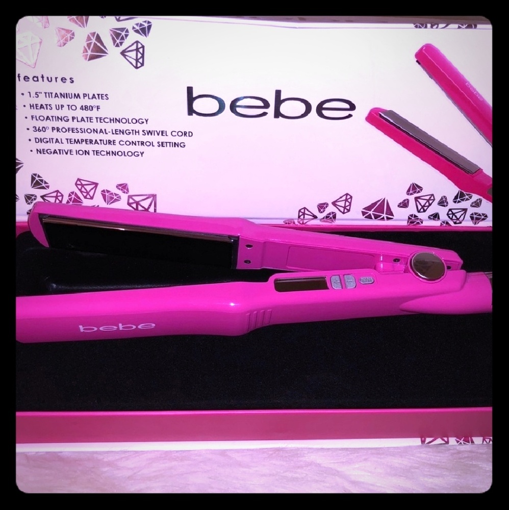 Bebe 1.5 titanium straightener